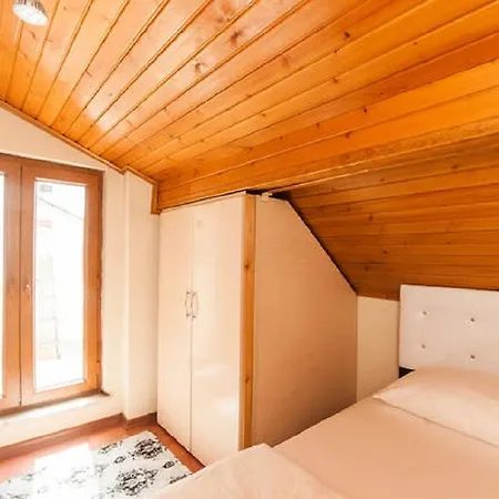Naz 40 Apartamento